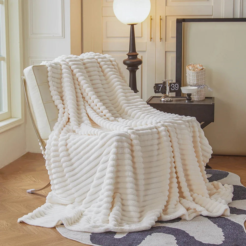 MarshmallowHug™  Ultra-Soft Winter Fur Blanket