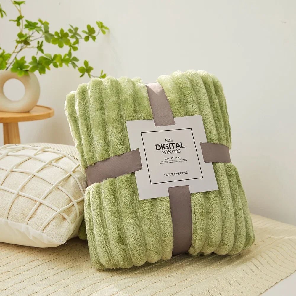 MarshmallowHug™  Ultra-Soft Winter Fur Blanket