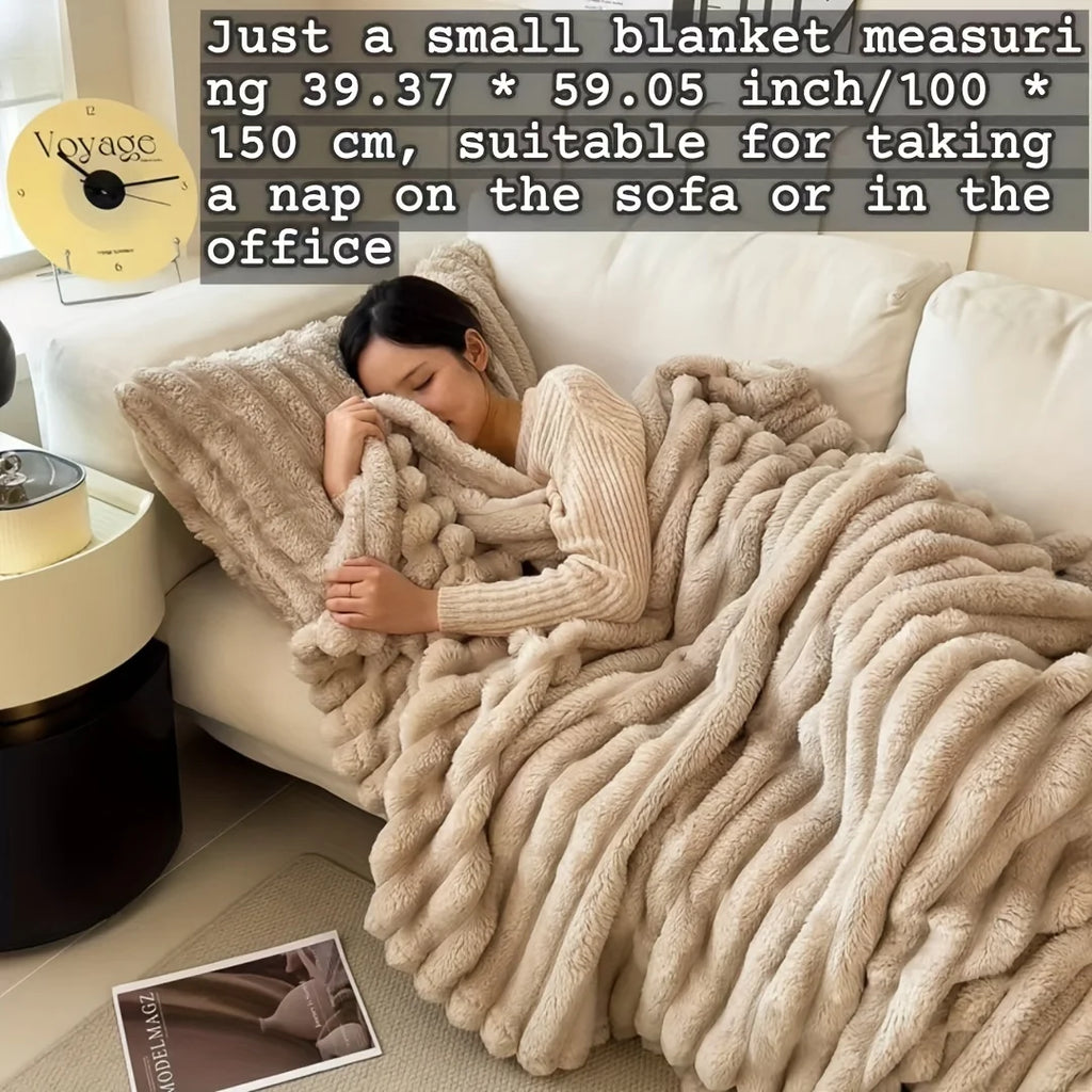MarshmallowHug™  Ultra-Soft Winter Fur Blanket