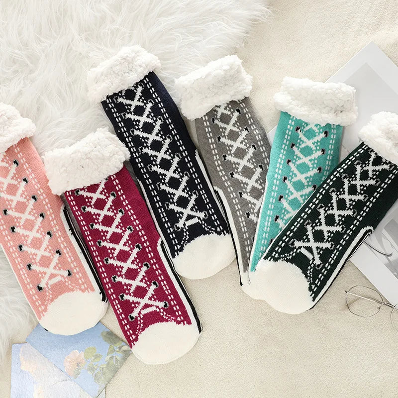 Ultimate Warmth: Cashmere Home Slippers for Everyday Comfort